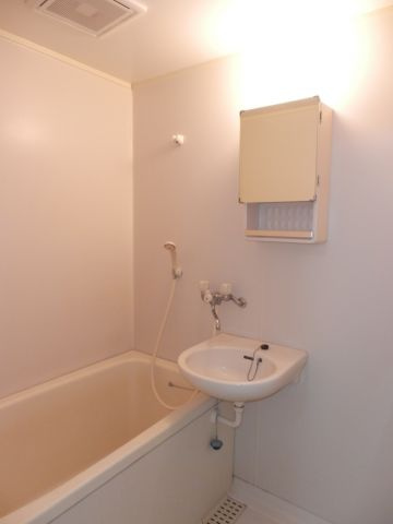 エスポアールB棟の浴室