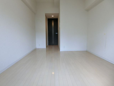 【居間・リビング】 | アドバンス西梅田Ⅲエミネンス