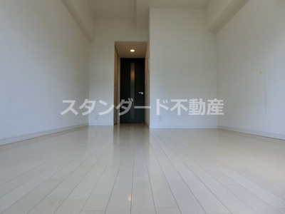 【居間・リビング】 | アドバンス西梅田Ⅲエミネンス