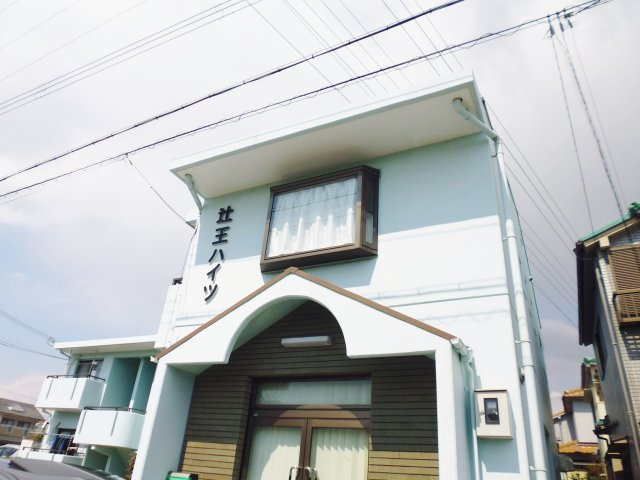辻王ハイツの外観
