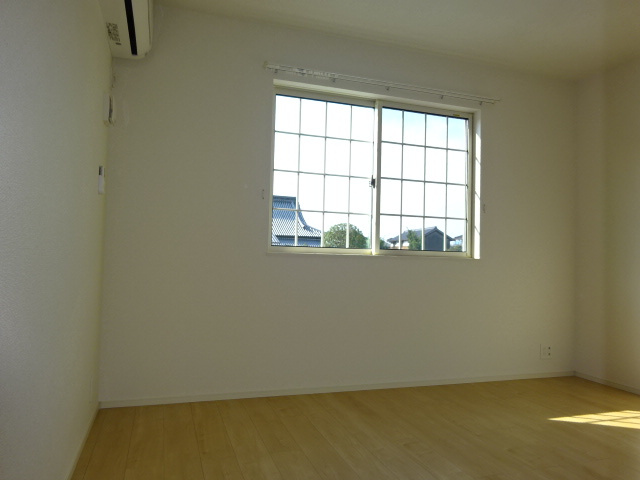 グラドゥアーレBの寝室|洋室