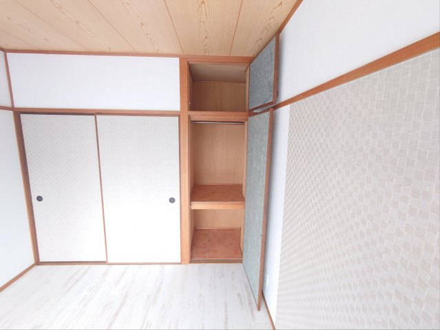 滝谷ユタカハイツの収納