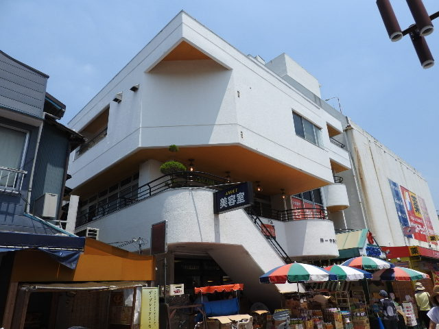 DNビルの外観|ブレーメン通り商店街沿い♪1階はスーパーで生活便利です♪