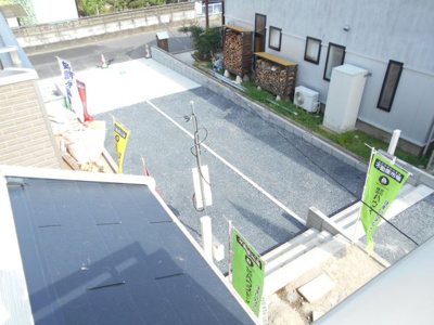 【駐車場】 | 野田市　五木新町　全3棟　2号棟　48坪　らすと２棟。 | 2380から2280から2180万円に価格変更。　駐車2台。庭付き。ひな壇。