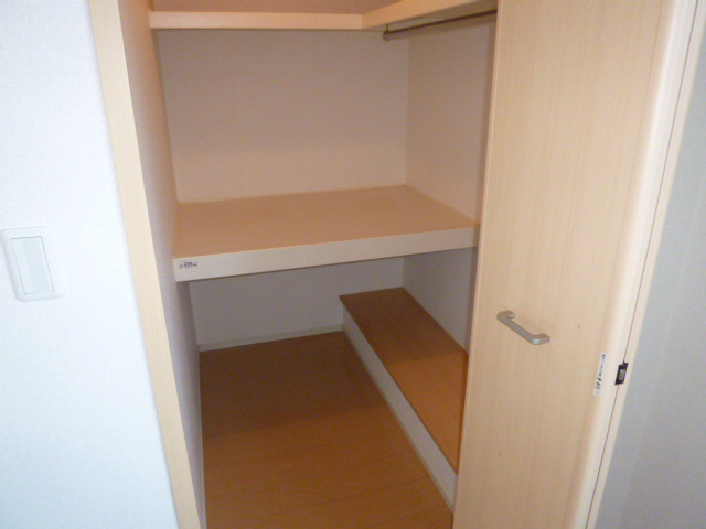 サニーパレスの収納|ウォークインクローゼット