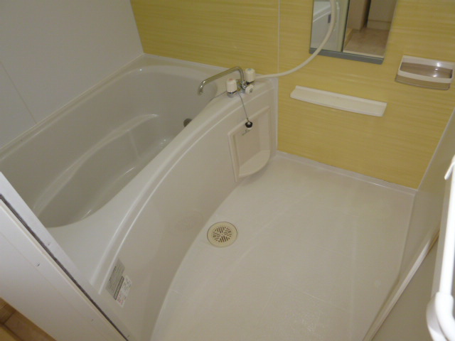 サニーパレスの浴室|追い焚きバス