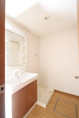 【洗面所】 | ドルチェ | ゆったりとスペースのある洗面所