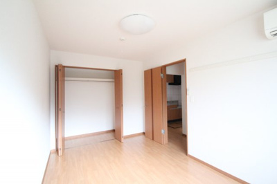 【寝室】 | ドルチェ | ゆとりの広さです