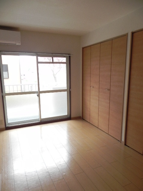 グランドール柏の居間・リビング