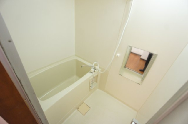 グランドール柏の浴室