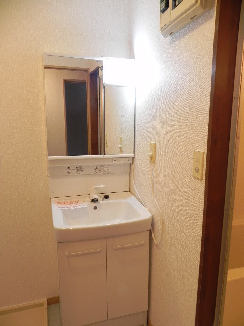 グランドール柏の独立洗面台