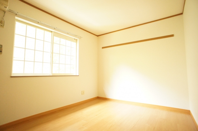 グランラシーヌの洋室|★明るい洋室