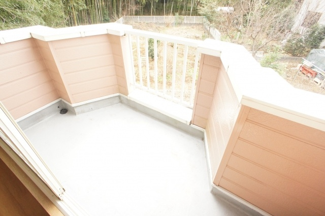 グランラシーヌのバルコニー|★広いバルコニー