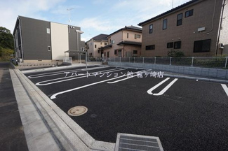 【駐車場】