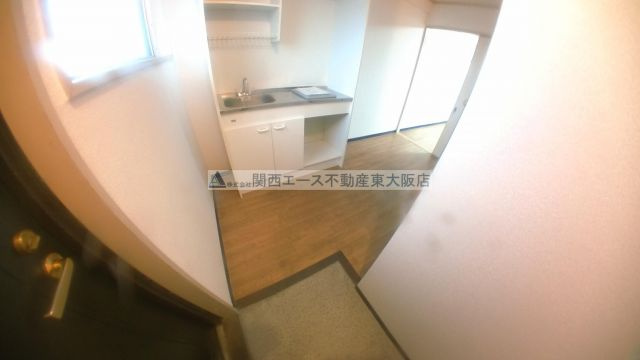【玄関】 | プレアール太子田