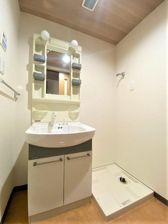 ベーテンの独立洗面台