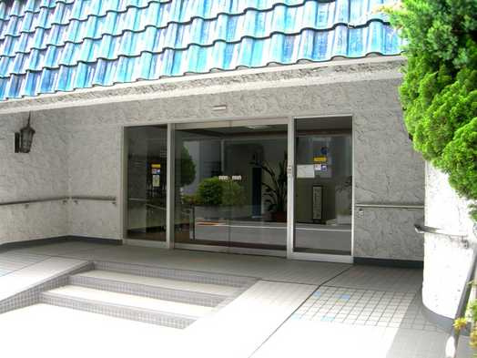 【エントランス】 | 秀和代々木レジデンス