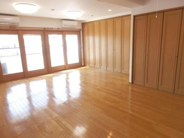 【居間・リビング】 | 秀和代々木レジデンス