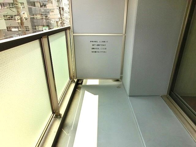 RESIDIA上野御徒町の設備|レジディア上野御徒町３１．２１㎡５号室のバルコニーです