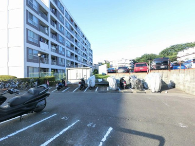 【その他共用部分】 | 篠原コーポラスA棟 | バイク置き場