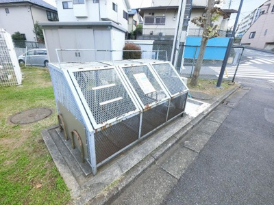 【その他共用部分】 | 白幡台住宅１２号棟 | ゴミ置場