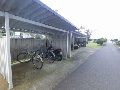 【その他共用部分】 | 白幡台住宅１２号棟 | 駐輪場