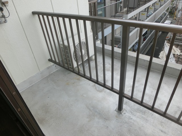 大阪市西淀川区野里２丁目の賃貸マンションのバルコニー