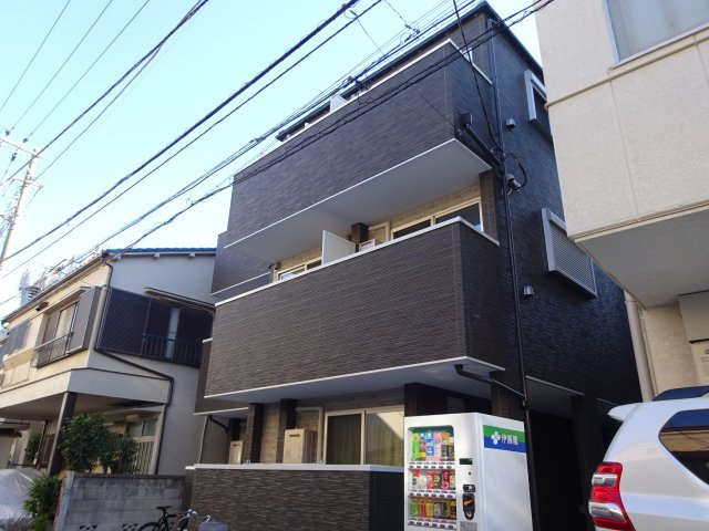 カルムプレイス東小岩の外観