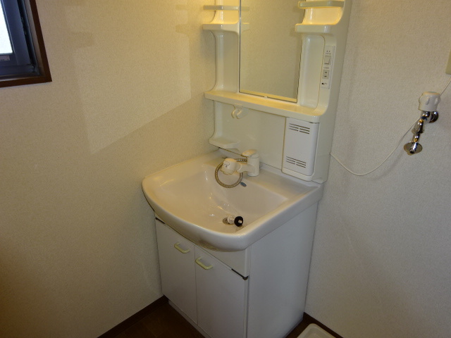 ペルレDの独立洗面台|シャンプードレッサー