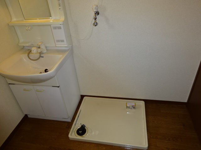 ペルレDのその他|洗濯機置き場