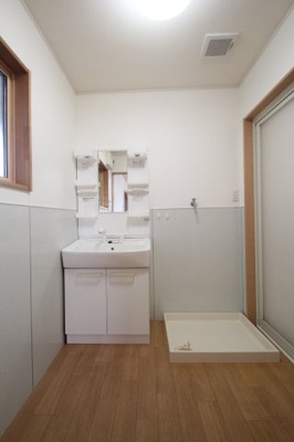 【洗面所】 | ＹＭＮ西茂呂貸住宅 | ゆったりとしたスペースです