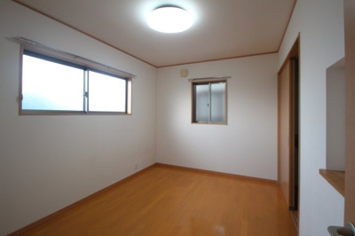 【子供部屋】 | ＹＭＮ西茂呂貸住宅 | 2F北東の洋室です