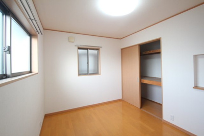 【子供部屋】 | ＹＭＮ西茂呂貸住宅 | 2F北東の洋室です