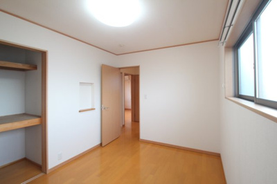 【子供部屋】 | ＹＭＮ西茂呂貸住宅 | 2F北東の洋室です