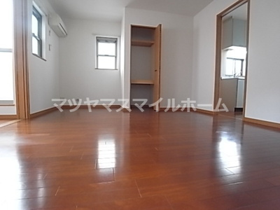 【居間・リビング】 | ハイツクレスト