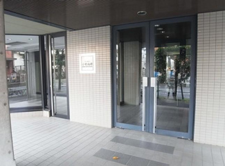 【エントランス】