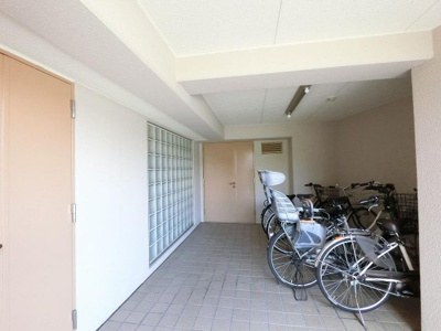 【その他共用部分】 | ハイラーク大倉山2棟 | 自転車置き場