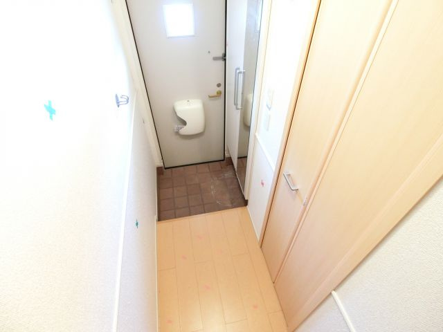 ヴィティス・ハイツの玄関