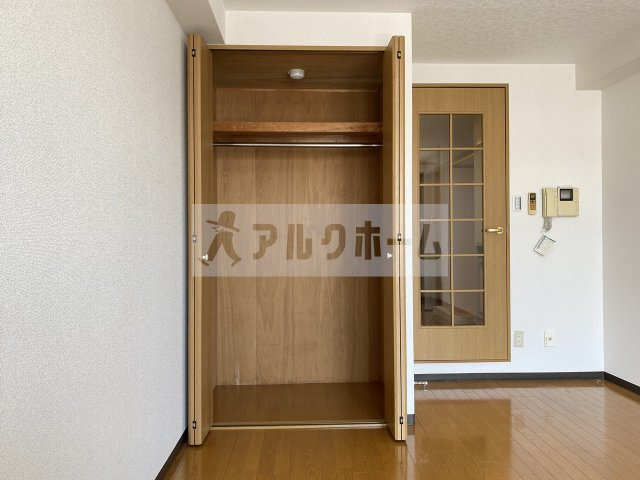 トレイズの収納|トレイズ　クローゼット