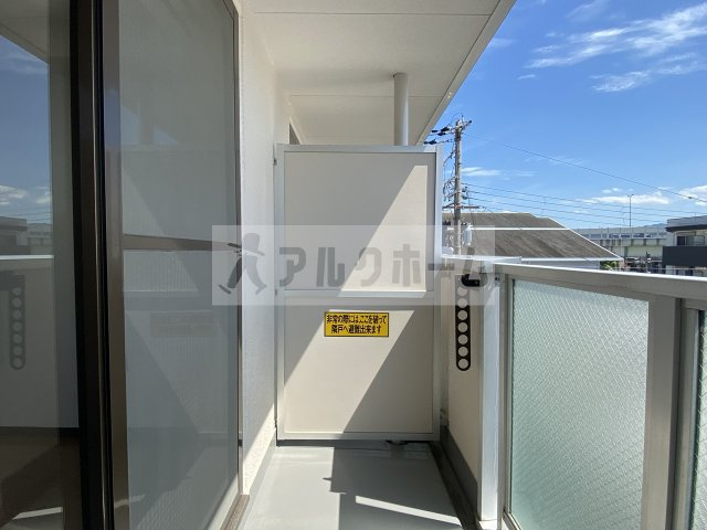 トレイズのバルコニー|トレイズ　バルコニー