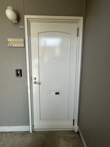 フレグランス　B棟の玄関|イメージ106号室の写真（反転あり）
