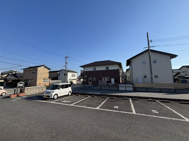 フレグランス　B棟の駐車場