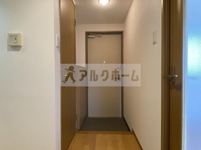 トレイズ2の玄関|トレイズ2（藤井寺）　玄関
