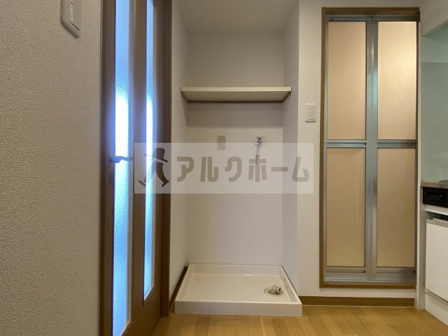 トレイズ2の設備|トレイズ2（藤井寺）　洗濯機置き場