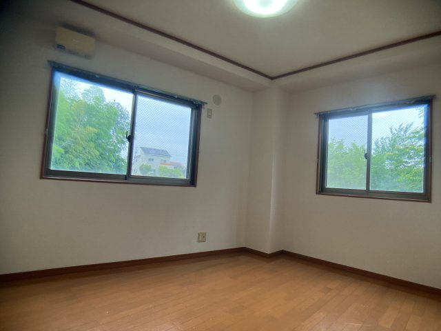 ハイドリーム谷口の洋室