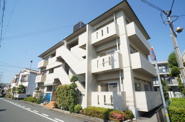 北浦マンションの外観