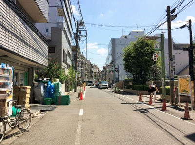 【周辺】 | ミレア北参道 | 前面道路