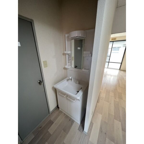 サンビレッジ・SANO　Bの独立洗面台