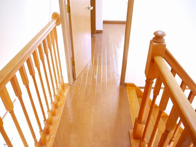 エトワールの内装|内装は落ち着いています