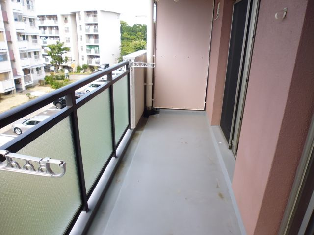 狩口台住宅28号棟のバルコニー